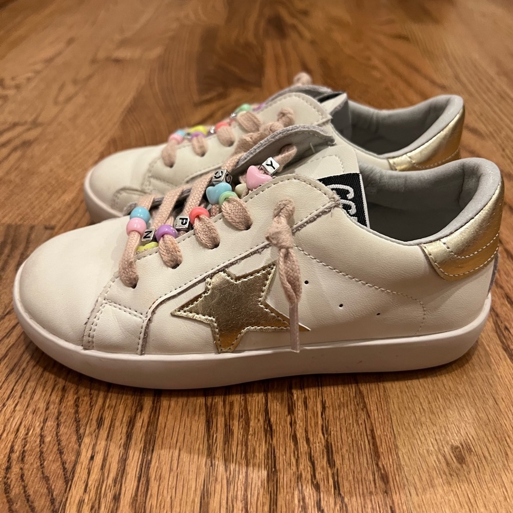 Lola + The Boys Cream and Gold Star Sneakers